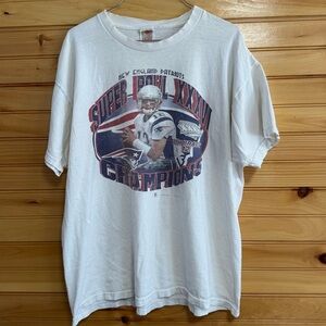 Fruit of the Loom 2002 White New England Patriots Super Bowl XXXVI T-Shirt XL